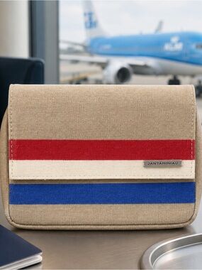 KLM JANTAMINIAU Business Class Amenity Travel Pouch Clutch Dutch Design Airline